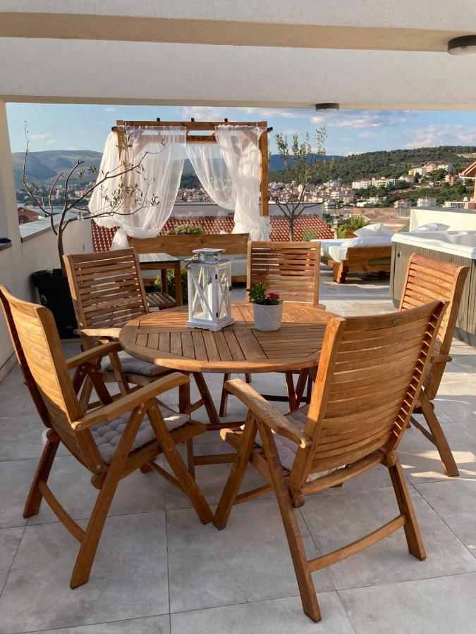 Ferienwohnung Rooftop Spa Trogir Exterior foto