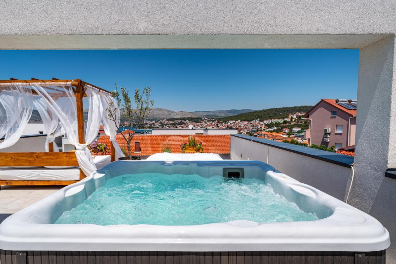Ferienwohnung Rooftop Spa Trogir Exterior foto